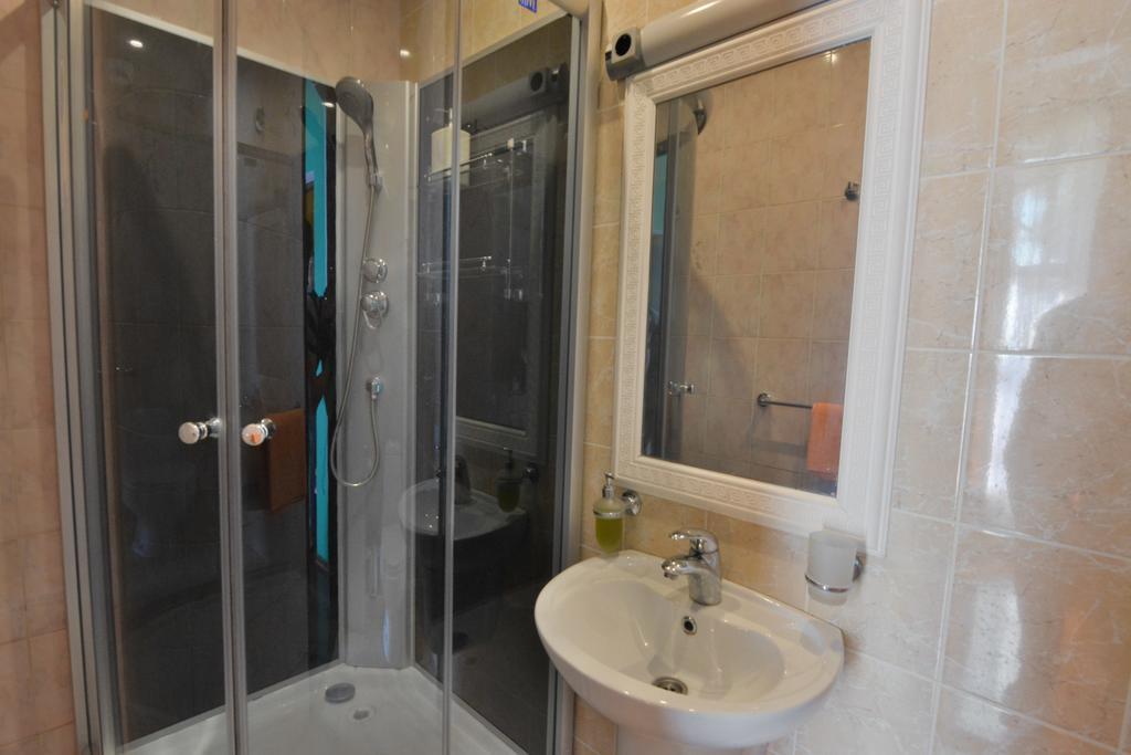 Salsa Hotel Ventspils Rum bild