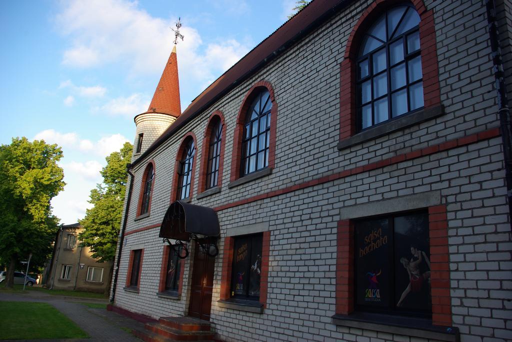 Salsa Hotel Ventspils Exteriör bild